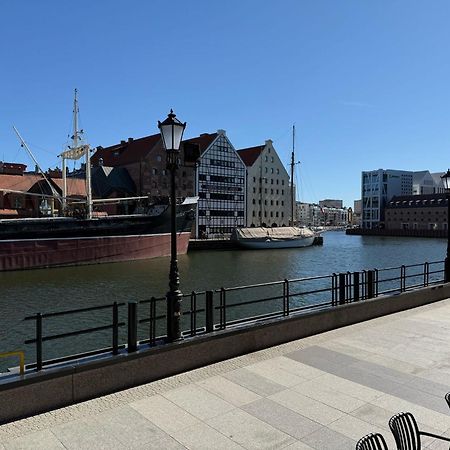 Motlawa Apartments - Old Town & River Viev, Fast Wifi Gdansk Exterior photo