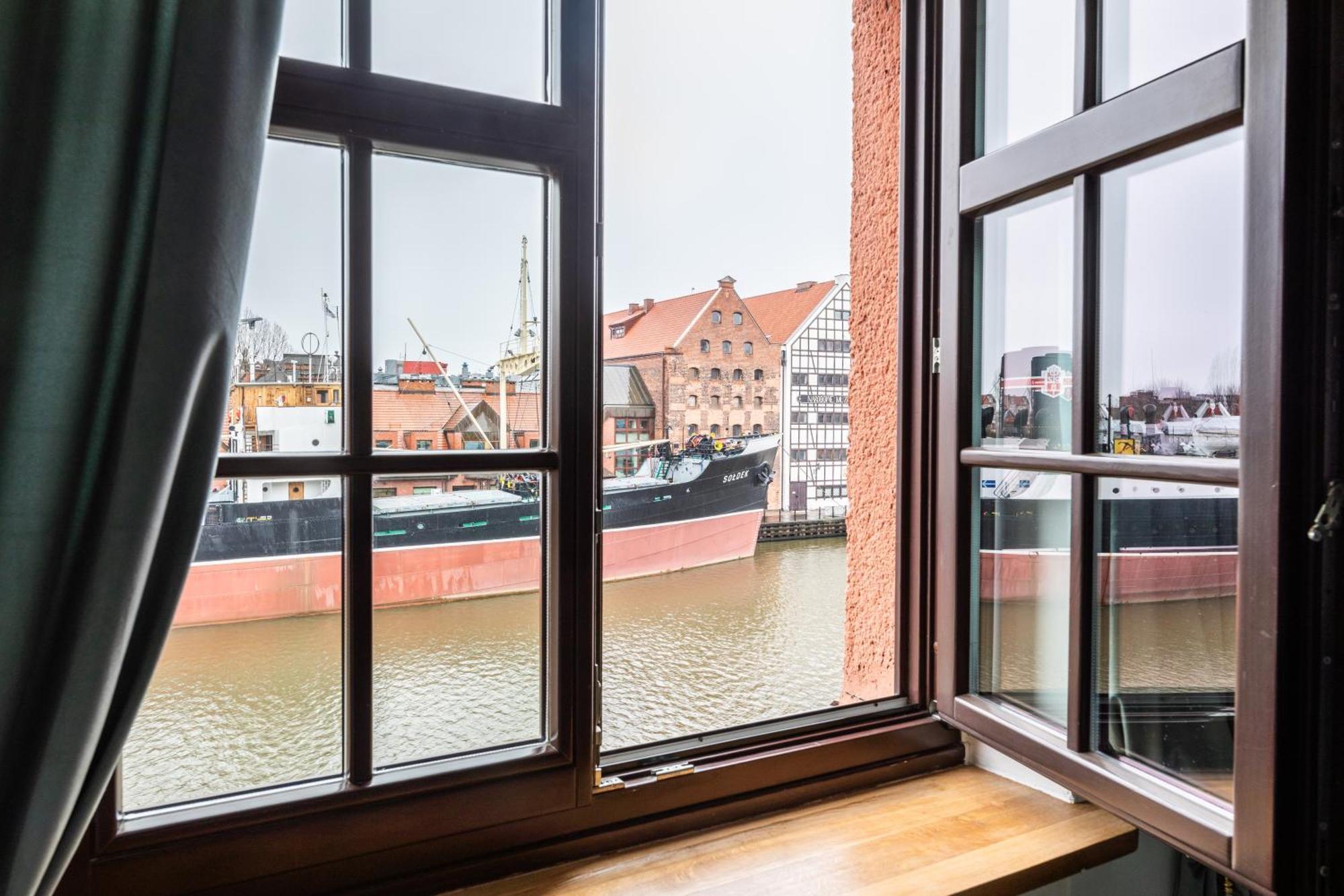 Motlawa Apartments - Old Town & River Viev, Fast Wifi Gdansk Room photo
