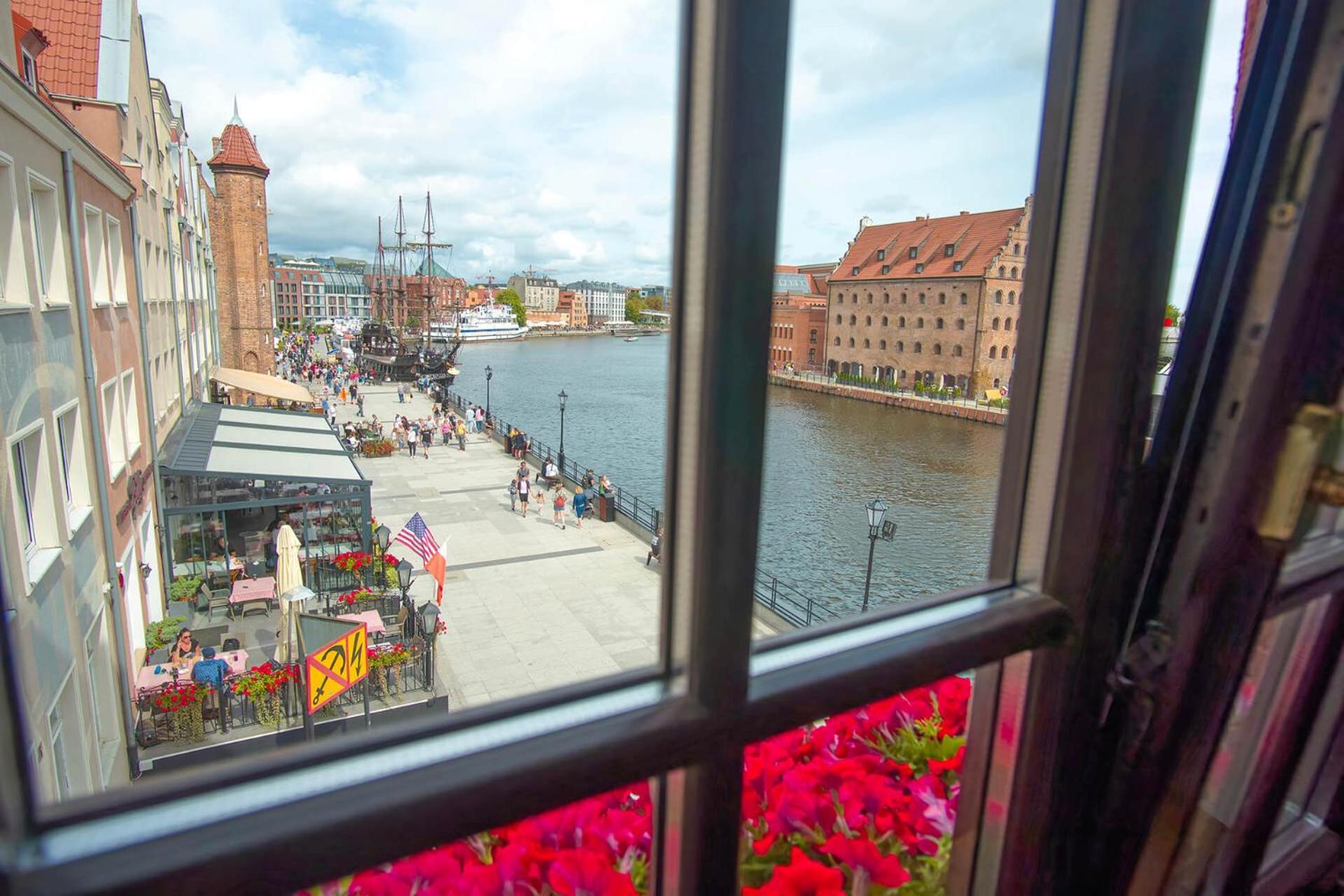 Motlawa Apartments - Old Town & River Viev, Fast Wifi Gdansk Exterior photo